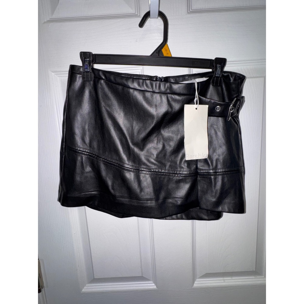 Breshka skort size L